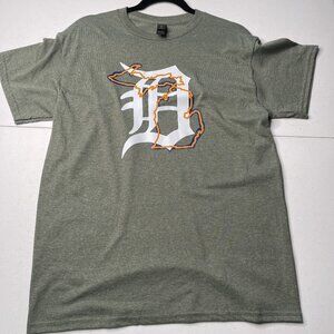 New Michigan/Detroit Tigers inspired Short Sleeve Tee M